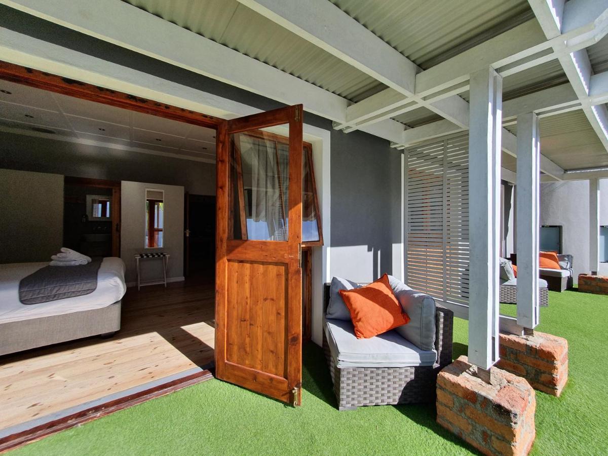 Two Fat Owls Guesthouse George Exterior foto